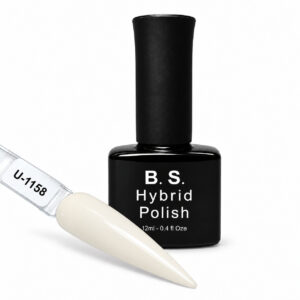 B.S. Hybrid Polish 1158 – ιβουάρ, ημιμόνιμο βερνίκι 12 ml με βαμμένο δείγμα νυχιού
